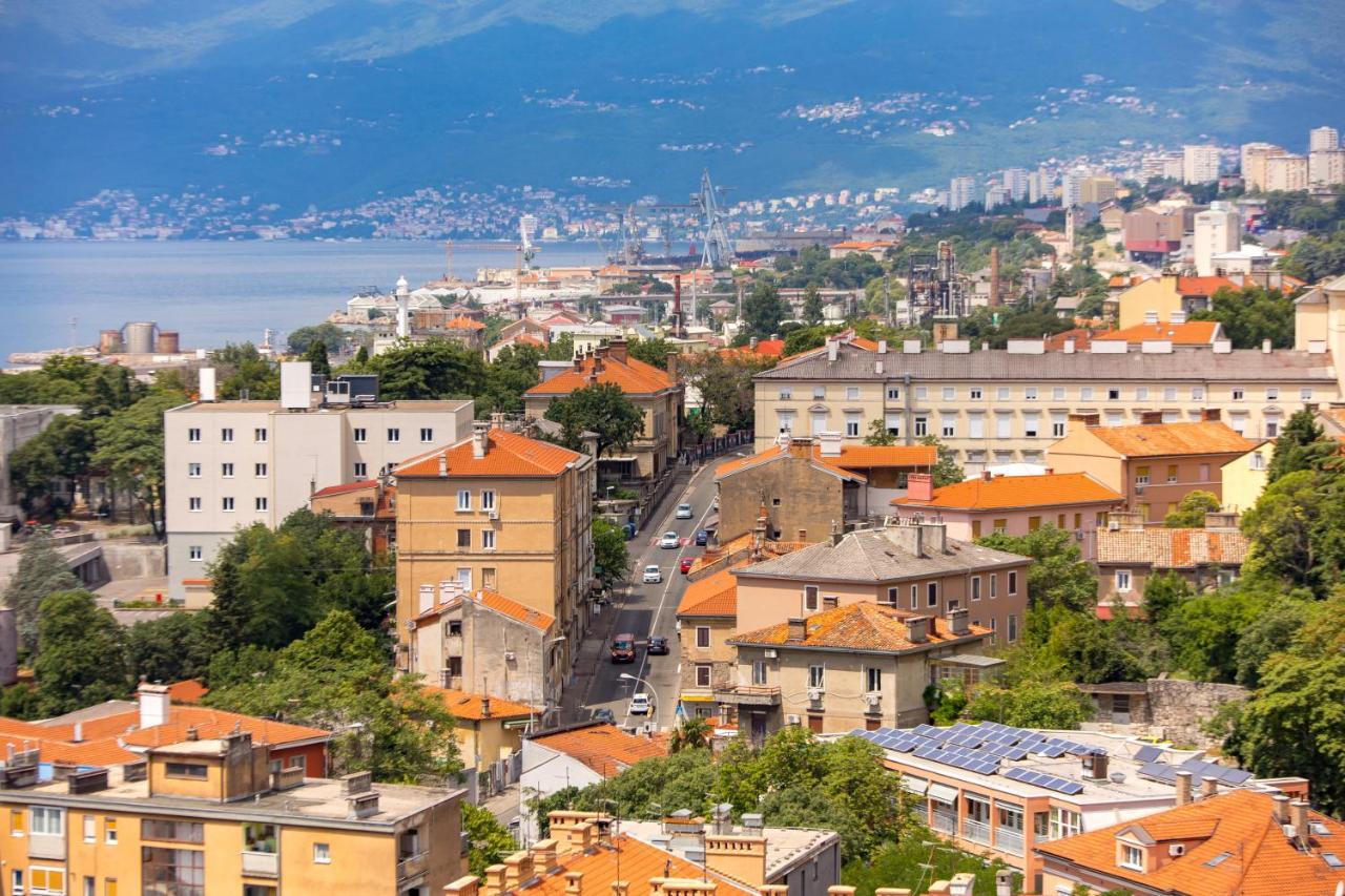Panorama Studio Apartment Rijeka Luaran gambar